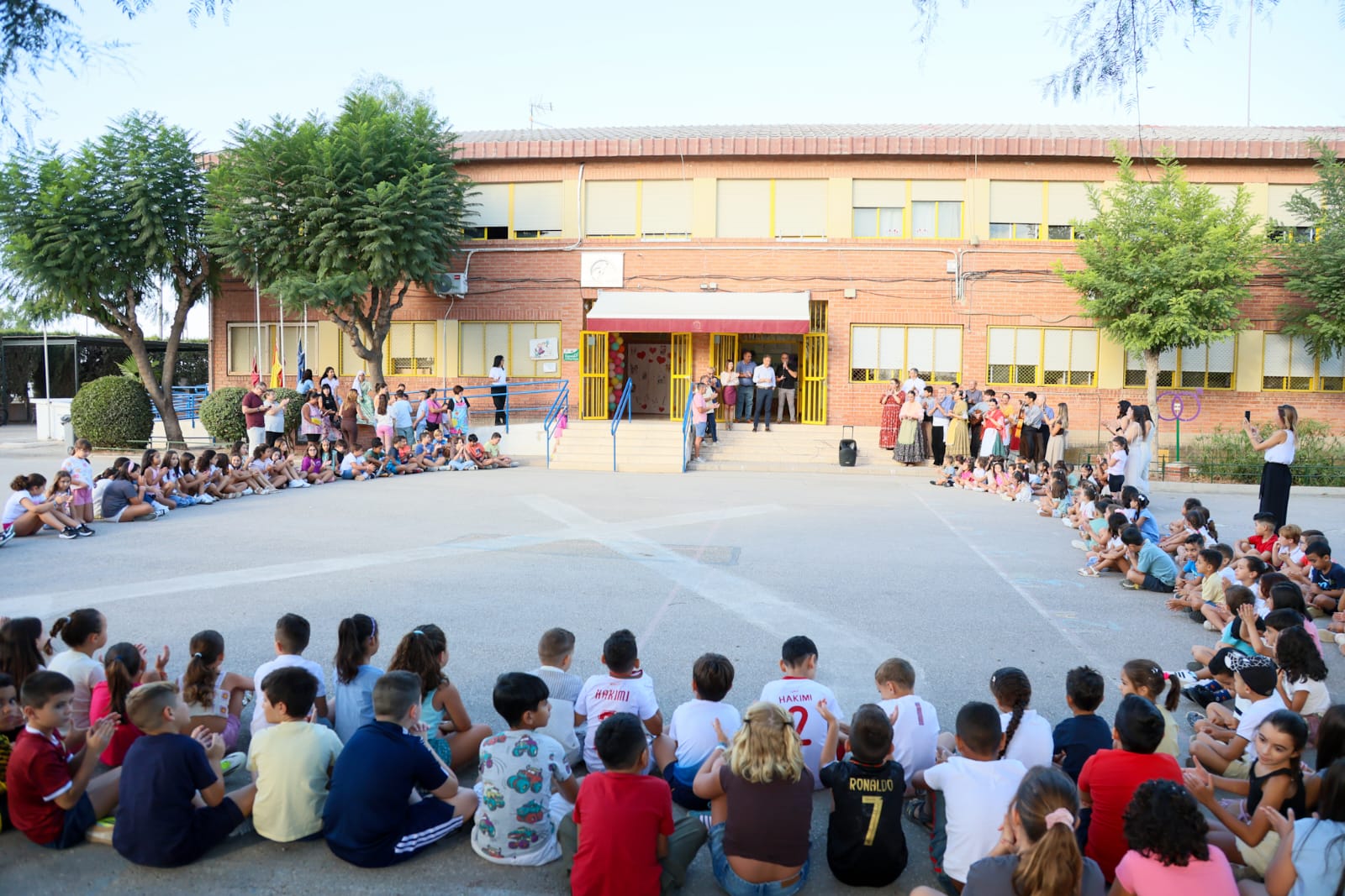 Más de 9.400 alumnos de Infantil y Primaria comienzan el nuevo curso escolar en Lorca